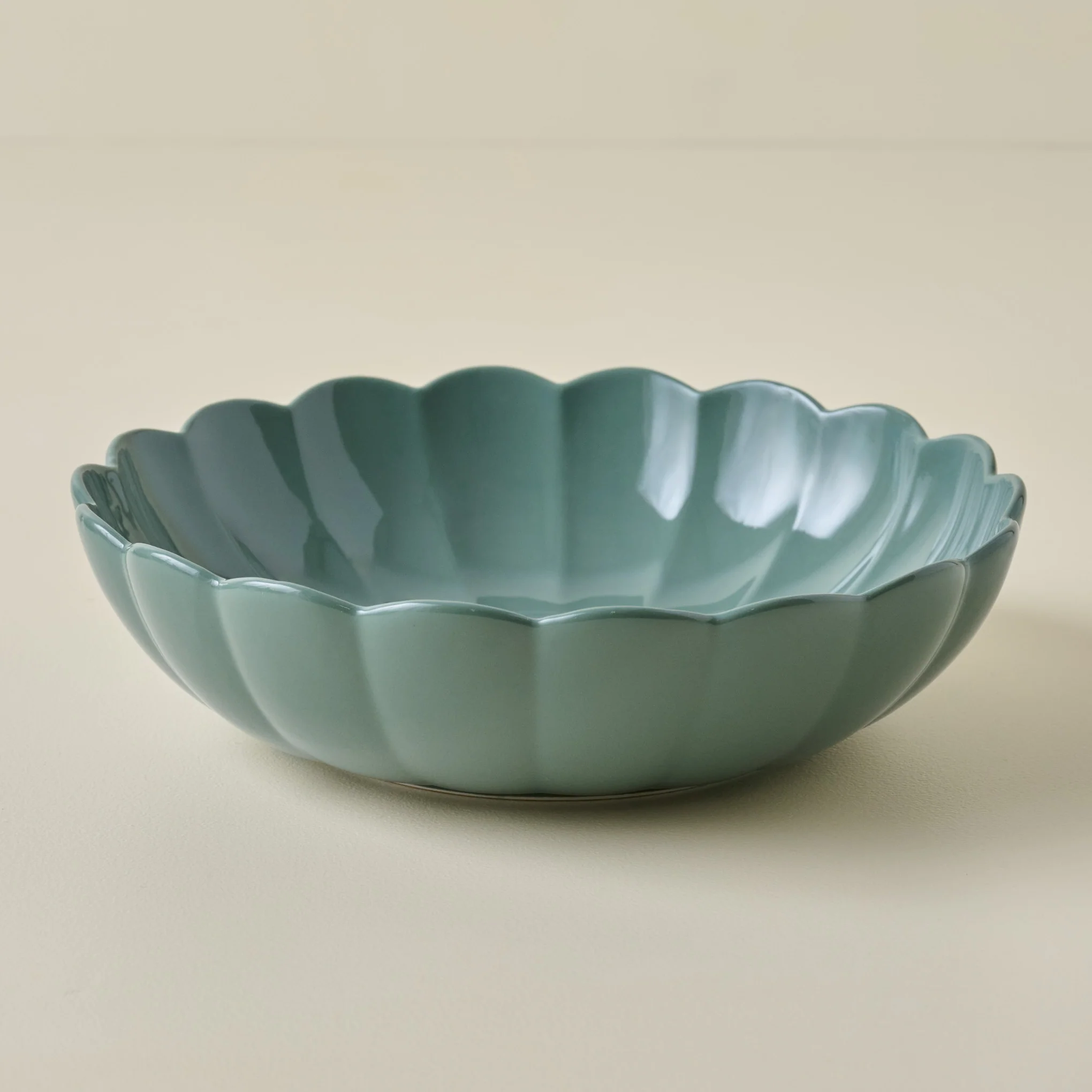 Seagrass Scalloped 4-Piece Place Setting - Image 6