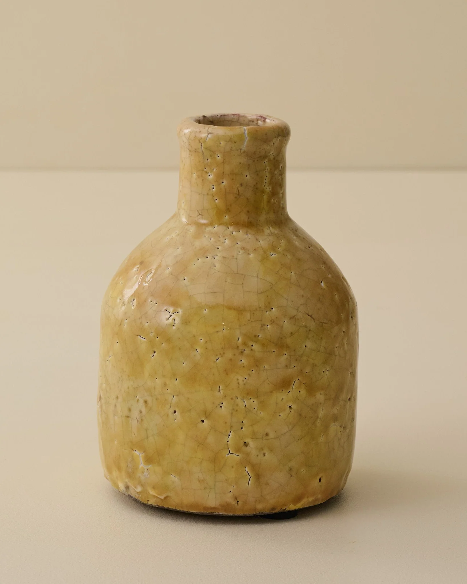 Serena Crackle Glaze Bud Vase - Image 4