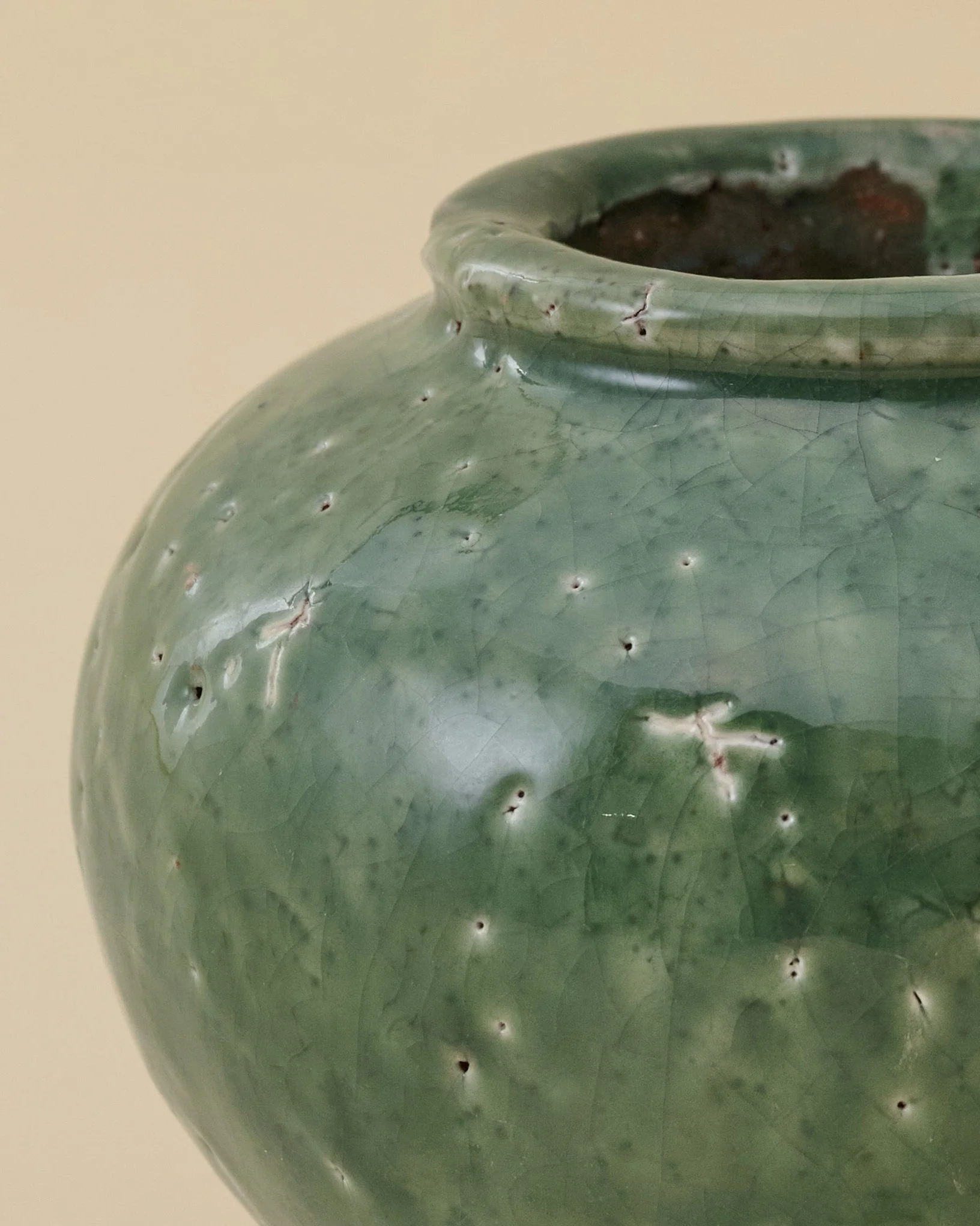 Serena Crackle Glaze Bud Vase - Image 6