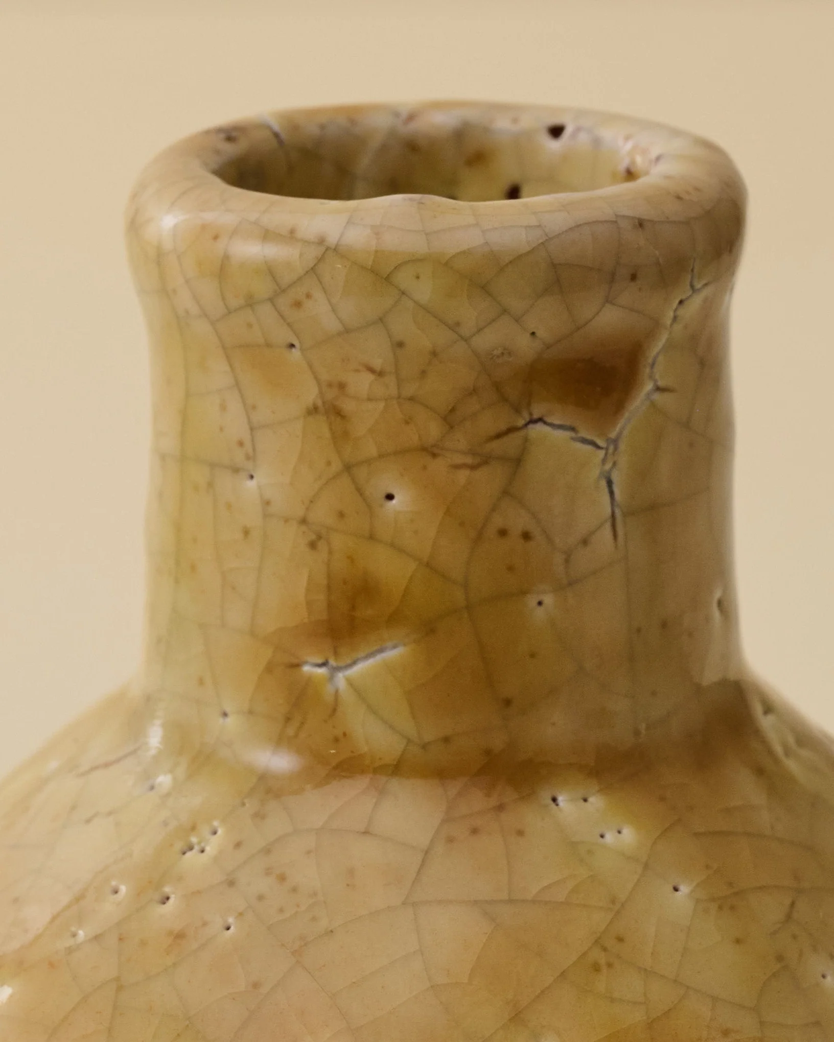 Serena Crackle Glaze Bud Vase - Image 8