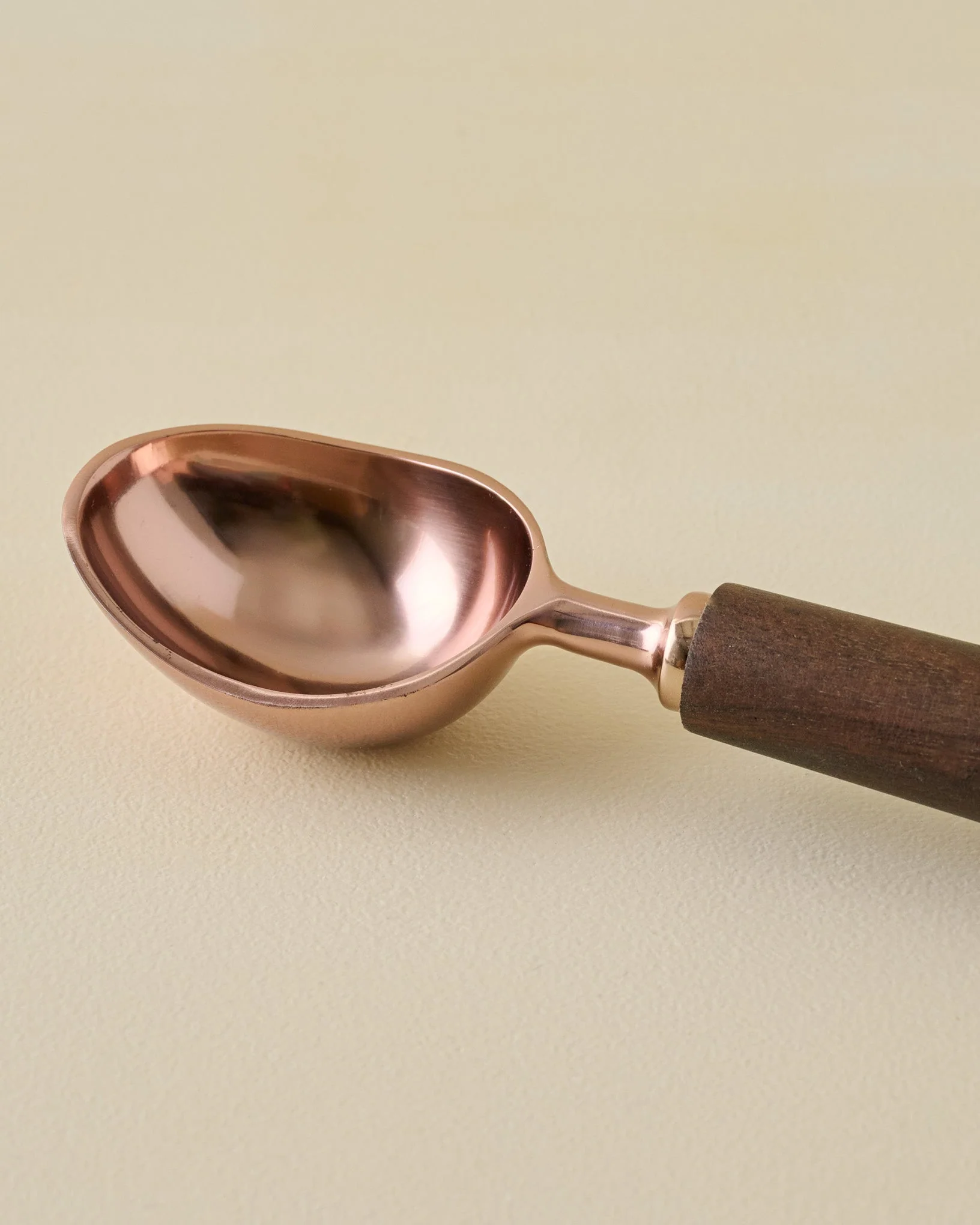 The Gristmill Collection Walnut Ice Cream Scoop - Image 2