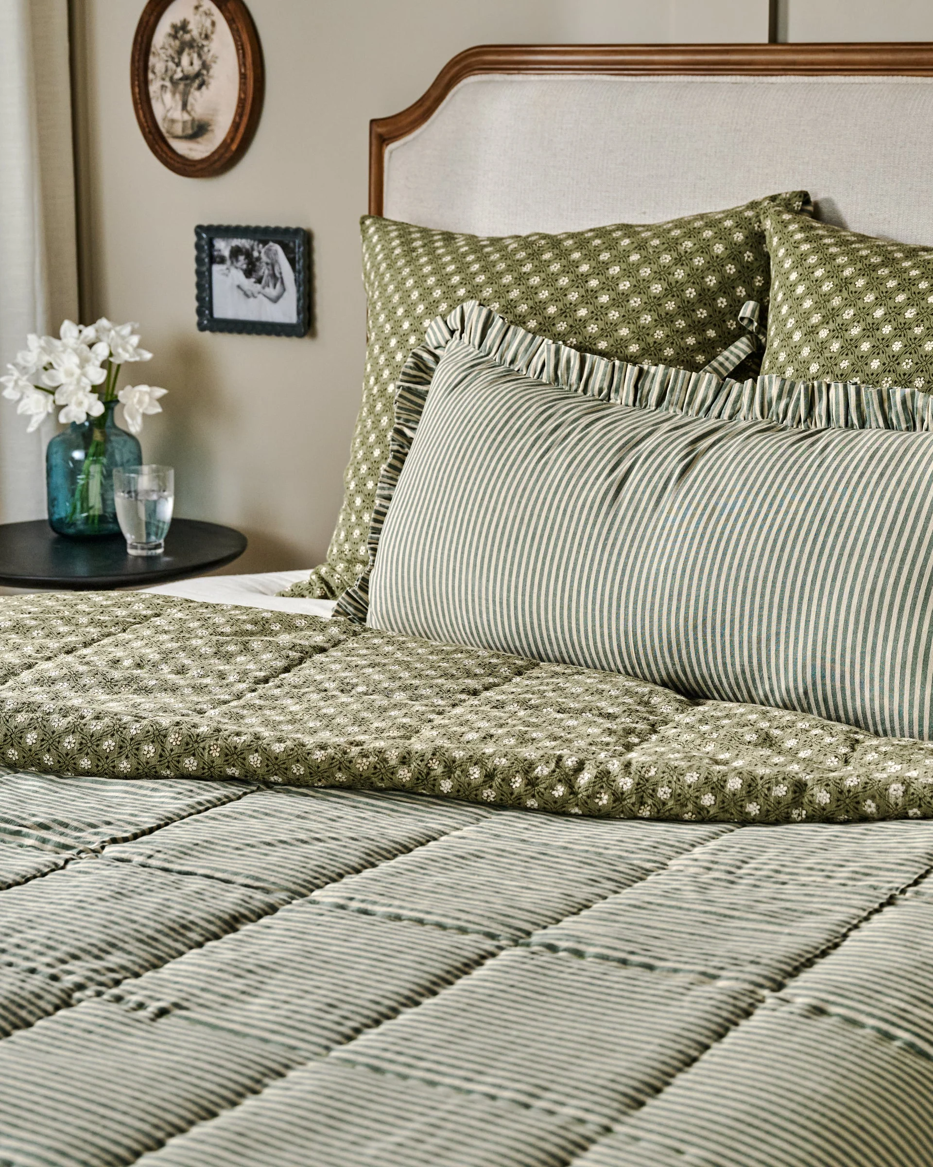 Thea Reversible Quilt - Image 4