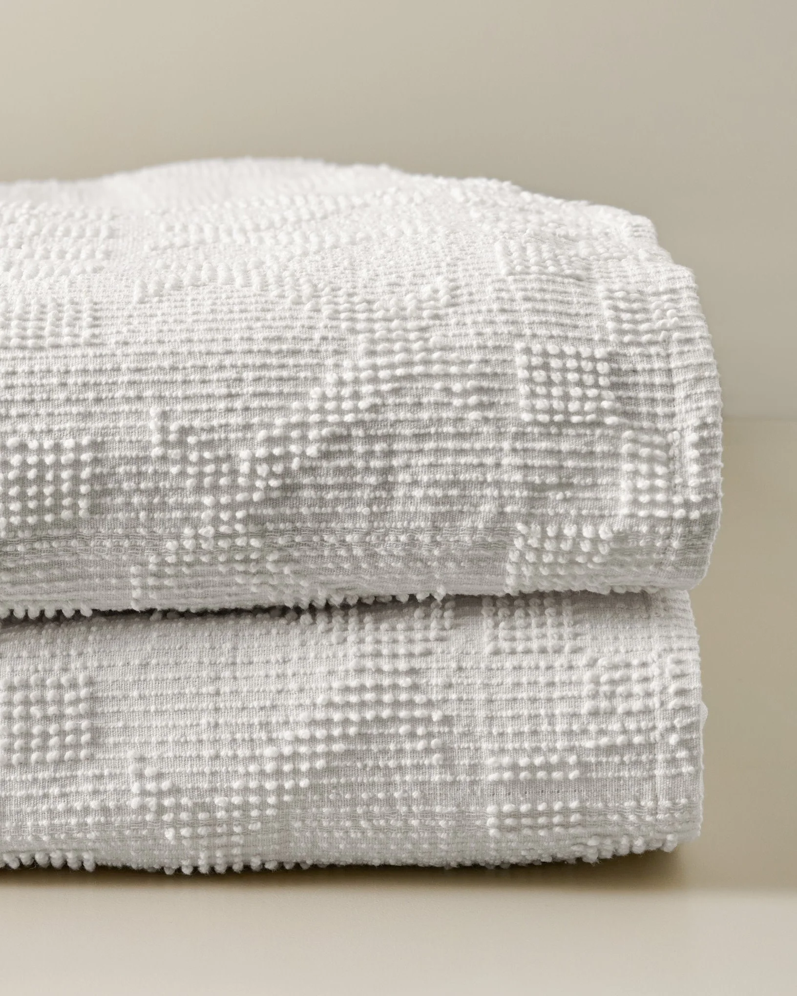 Vintage Chenille Duvet - Image 2