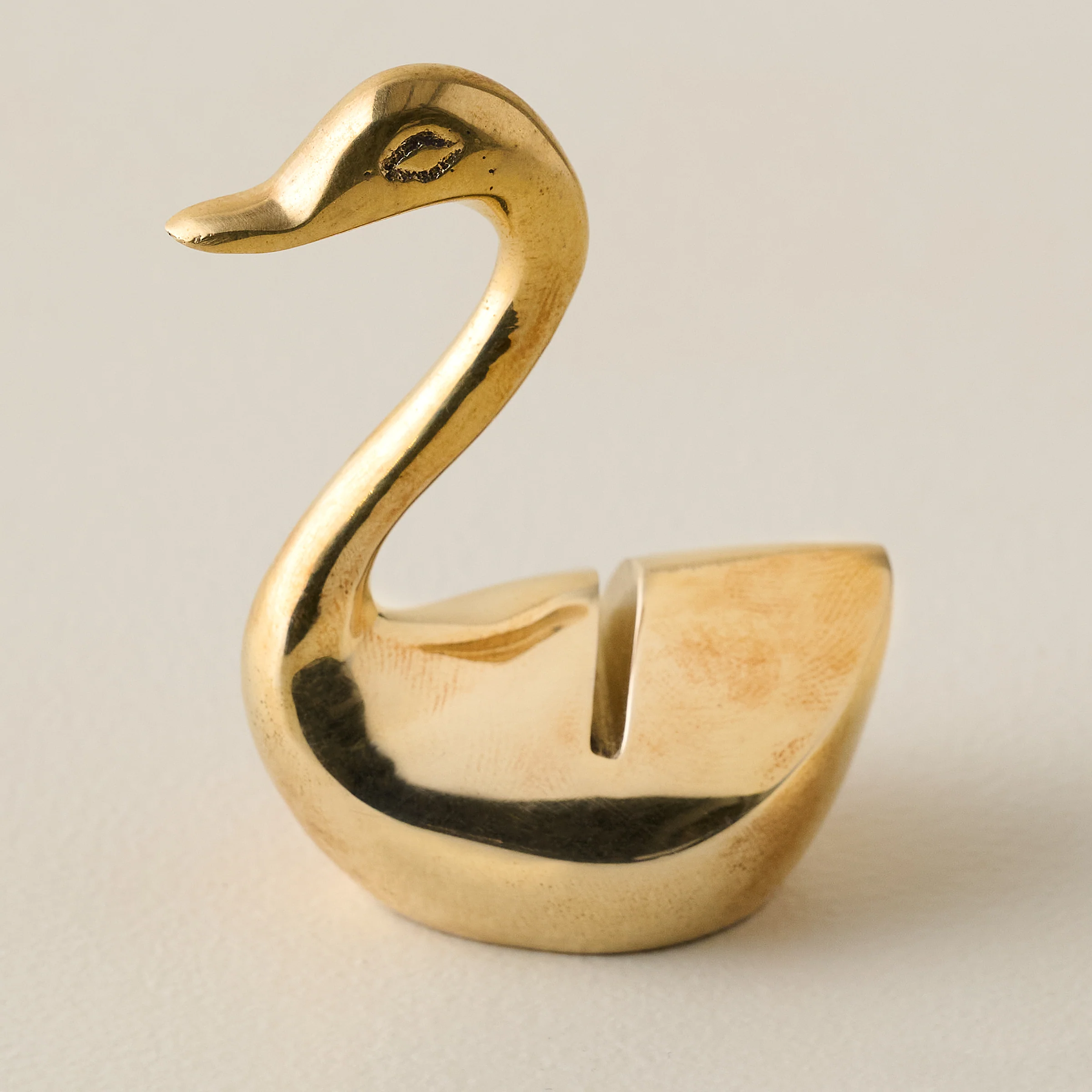 Vintage-Inspired Brass Swan Card Holder - Image 2
