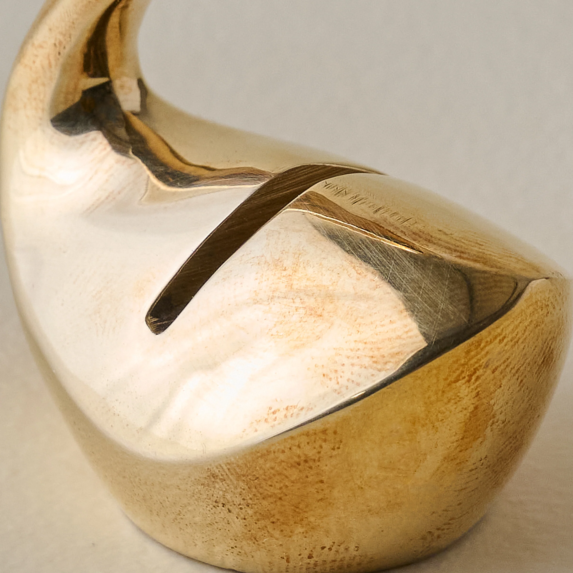 Vintage-Inspired Brass Swan Card Holder - Image 3