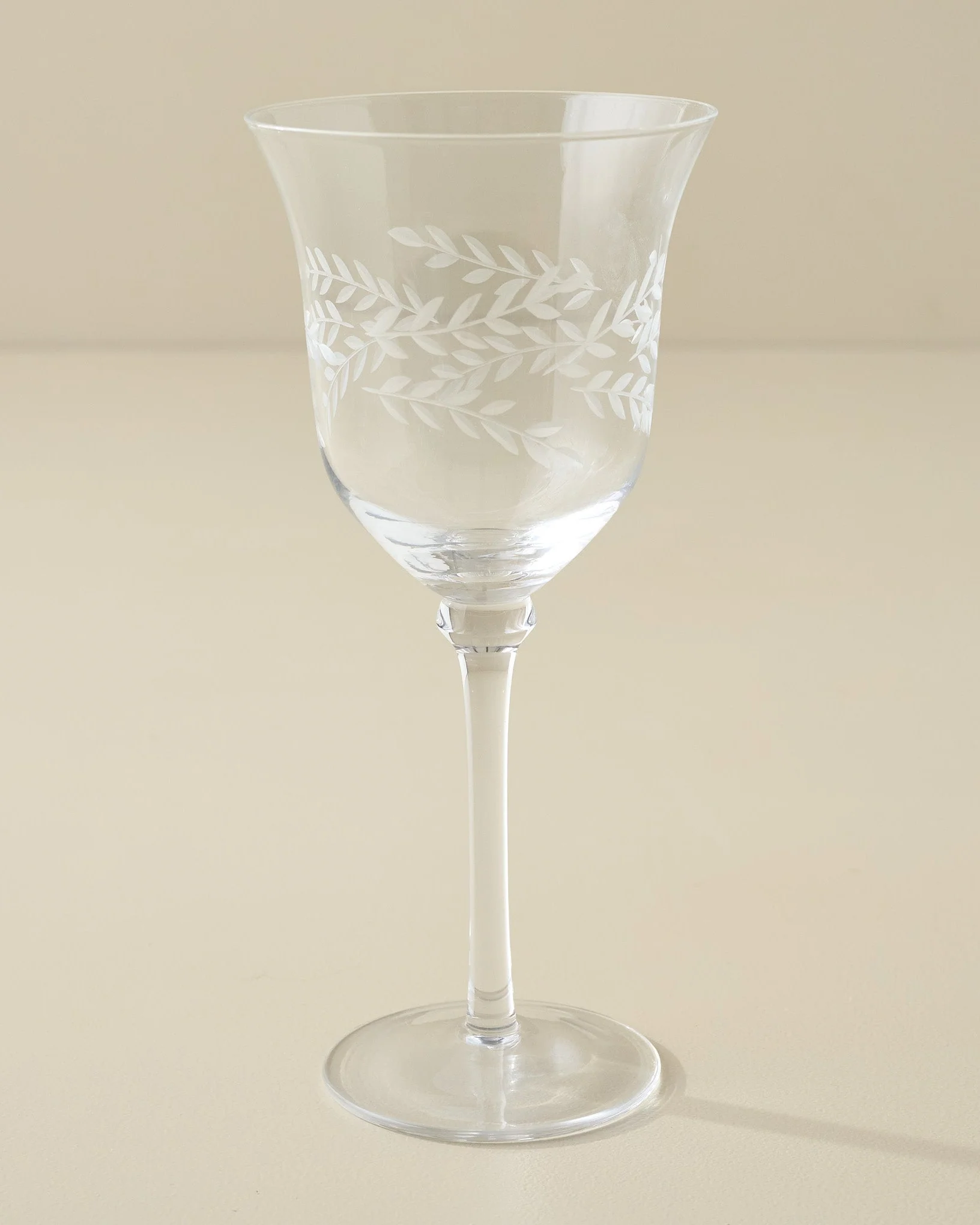 Vintage-Inspired Etched Glass Wine Glass - Image 2