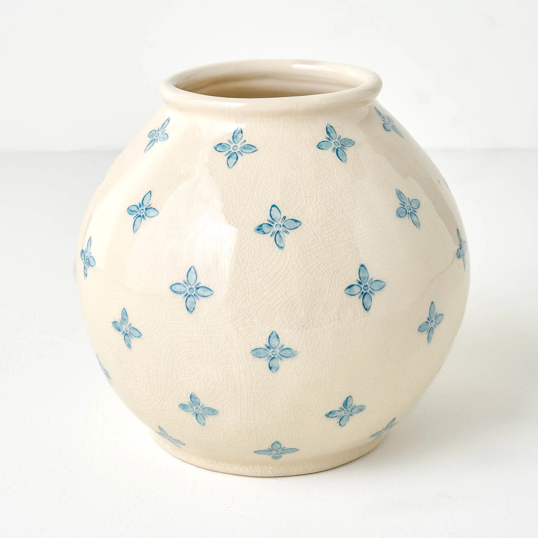 Vintage Inspired Vase + Queen Anne Lace Bush Bundle - Image 4