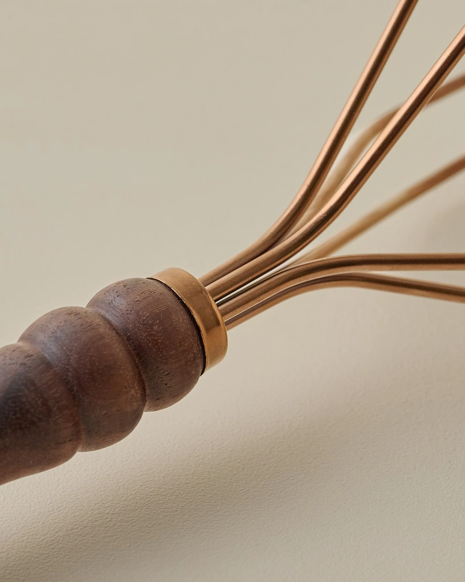 Walnut Handle Copper Potato Masher - Image 3