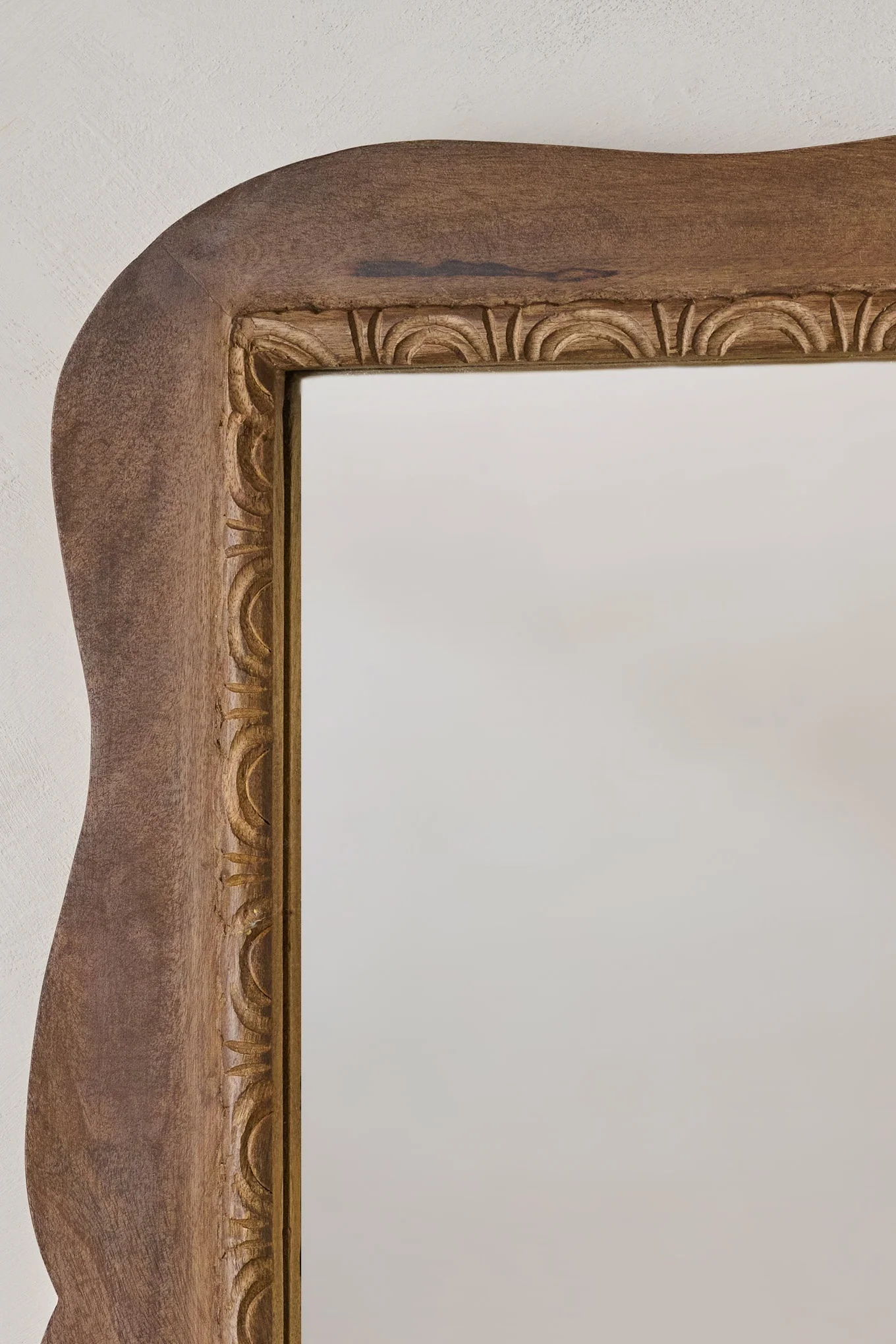 Caroline Carved Wood Mirror - Image 3